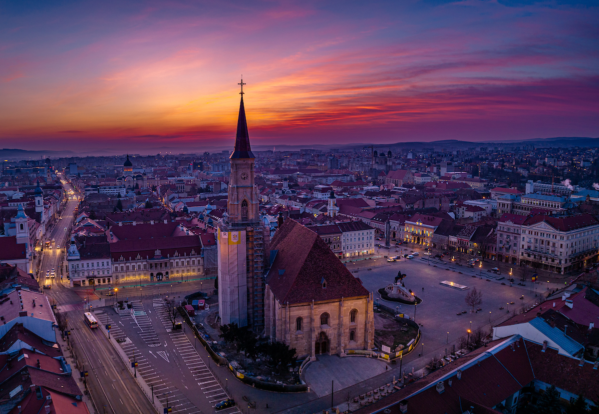 Root to Crown conservative approach (EndoUPDATE Cluj-Napoca, ediția 9 – feb. 2024)